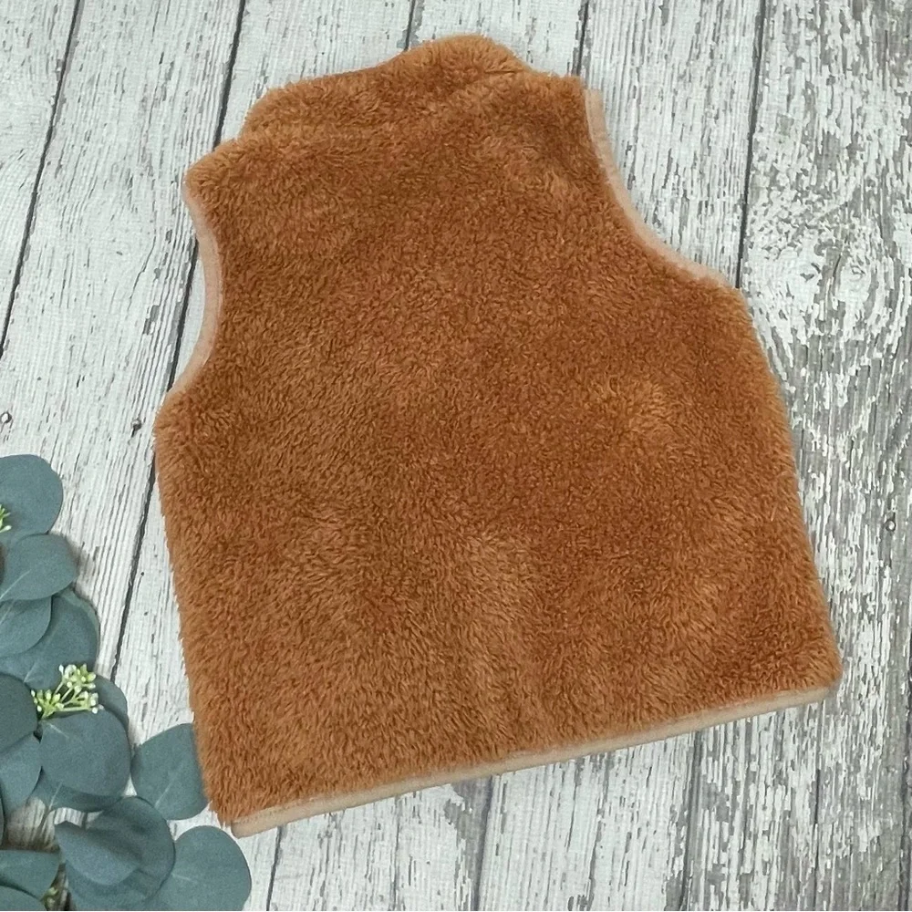 Nike Faux Fur Zip Up Utility Vest